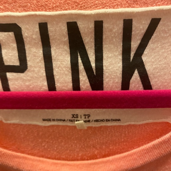 Pink heart sweater with logo - Picture 2 of 4